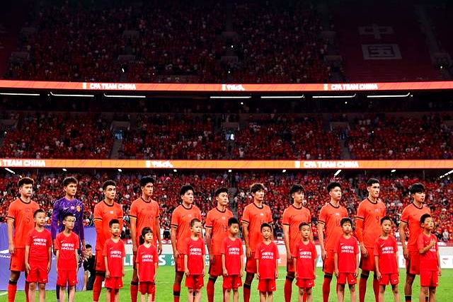 亚冠首战收视率暴涨，中国足球繁荣可期的简单介绍