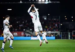 包含葡萄牙豪取三分,晋级前景一片光明的词条 包含葡萄牙豪取三分,晋级前景一片光明的词条