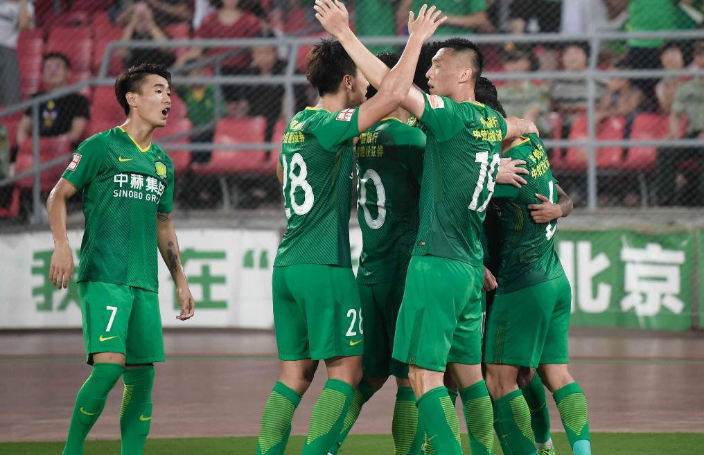 关于北京国安队将在本周末的足球赛事中对阵上海队的信息 关于北京国安队将在本周末的足球赛事中对阵上海队的信息