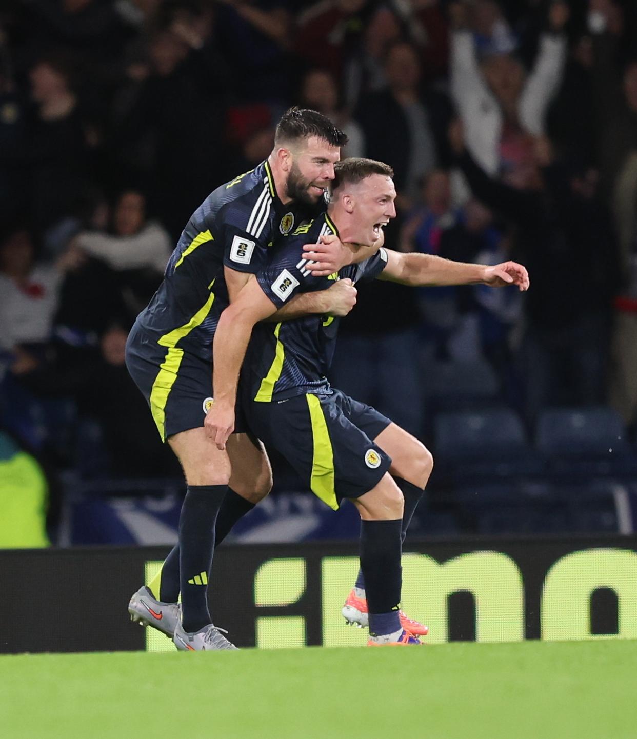 欧洲足球巨星因伤缺阵,英格兰队重挫希腊首次落败的简单介绍 欧洲足球巨星因伤缺阵,英格兰队重挫希腊首次落败的简单介绍